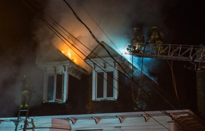 In einem Mehrfamilienhaus in Rivière-du-Loup bricht ein Feuer aus