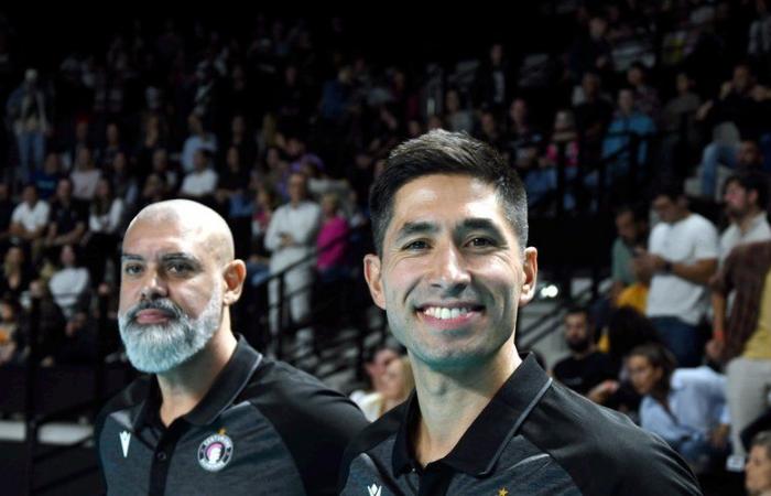 Volleyball: Redwitz-Marquinho in Narbonne, auf der Bank, zu zweit ist es viel besser