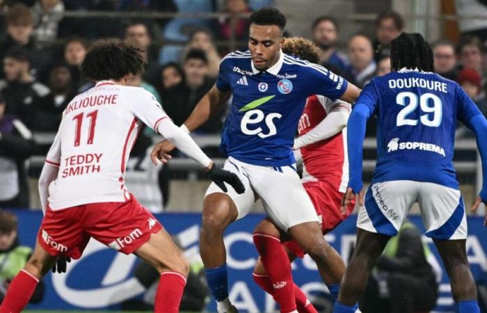 Ligue 1: Racing Club de Straßburg verliert gegen Monaco mit 3:1