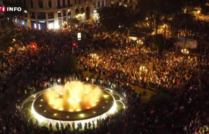 Überschwemmungen in Spanien: Tausende Menschen demonstrieren in Valencia gegen die Behörden