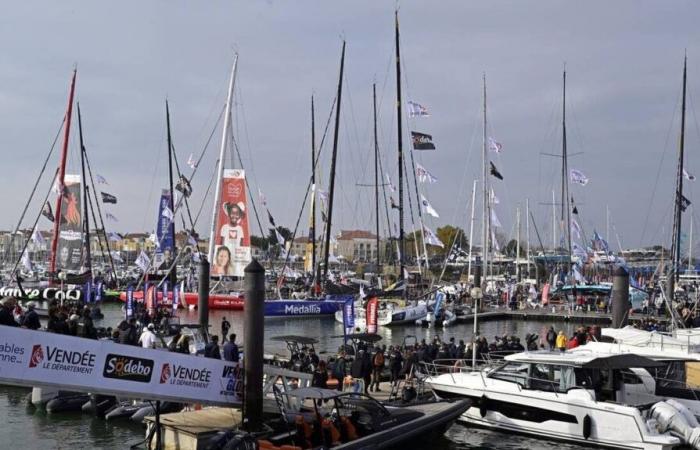 Vendée Globe 2024. Eine beeindruckende Menschenmenge begleitet die Skipper zum Start