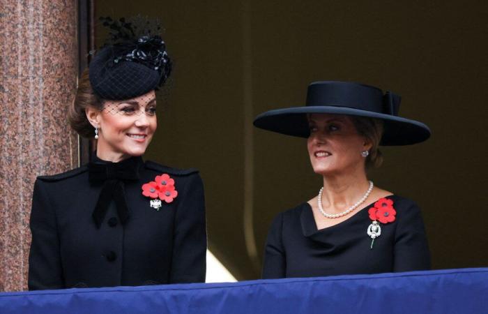 Kate Middleton majestätisch bei den Gedenkfeierlichkeiten zum „Remembrance Sunday“.