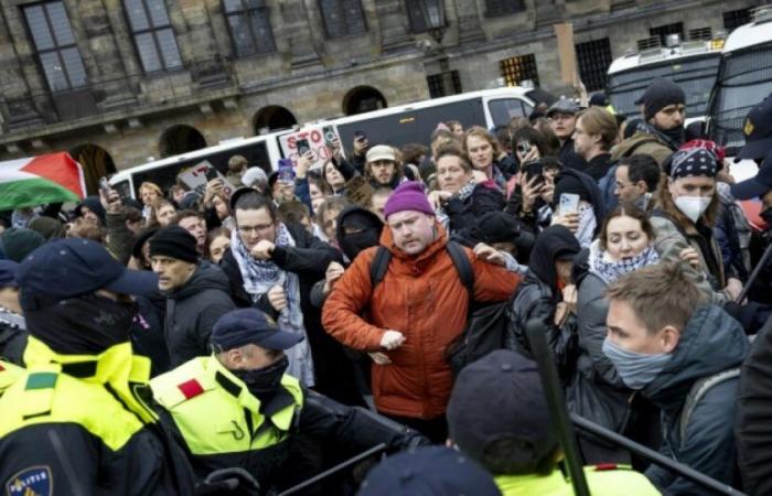 Amsterdam: Dutzende Festnahmen während einer verbotenen pro-palästinensischen Demonstration: Nachrichten