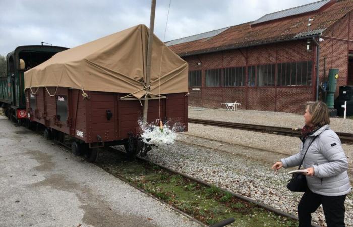 Die Somme-Bucht-Eisenbahn restauriert einen Waggon aus dem Jahr 1920