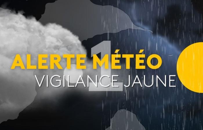 Guadeloupe, das immer noch von stürmischen Schauern bedroht ist, ist in Gelb gehalten