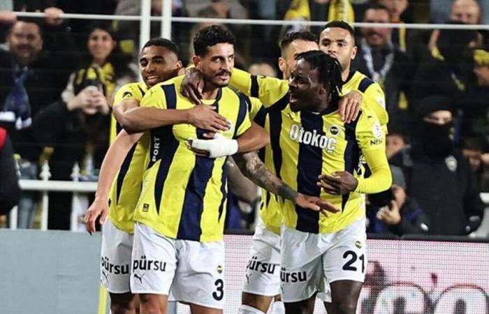 Samet Akaydin und Mert Hakan Yandaş überraschen bei Fenerbahçe