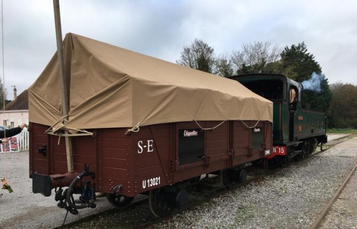 Die Somme-Bucht-Eisenbahn restauriert einen Waggon aus dem Jahr 1920