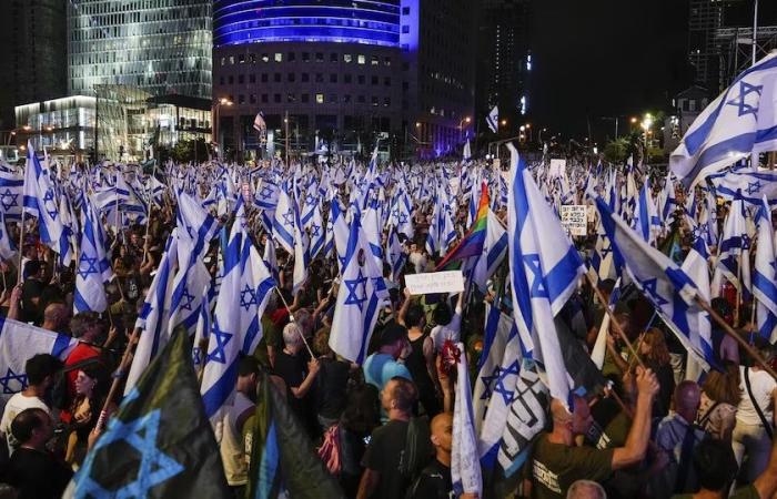 Israel: Demonstranten fragen, warum es nach 400 Tagen Geiseln gibt?