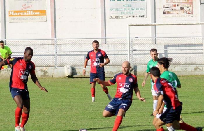 Amateurfußball (Regional 1). Luzenac verliert das Match und sein Verteidiger Berete