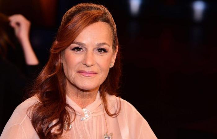 Andrea Berg begeistert mit tiefem Dekolleté