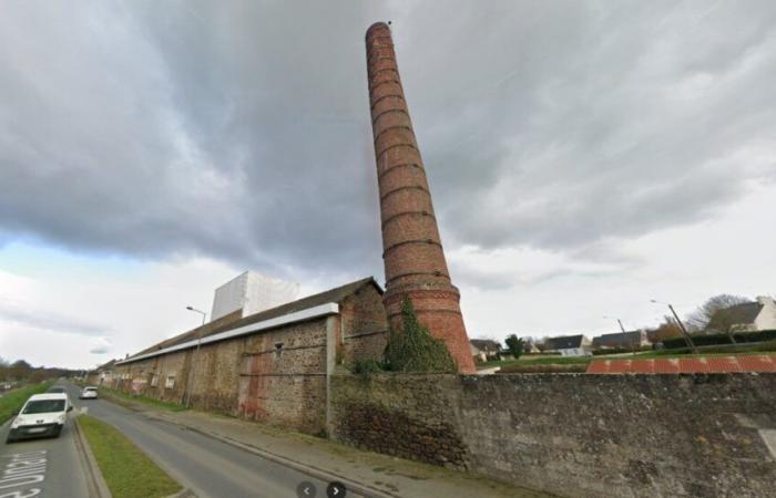 Dieser bedrohte Fabrikschornstein von Côtes-d’Armor wird letztendlich an Ort und Stelle bleiben