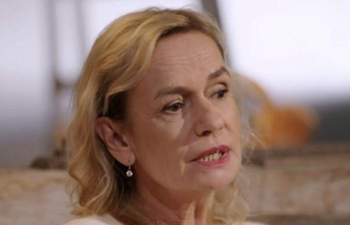 Sandrine Bonnaire blickt in „Ein Sonntag auf dem Land“ auf die finanziellen Schwierigkeiten ihrer Eltern zurück