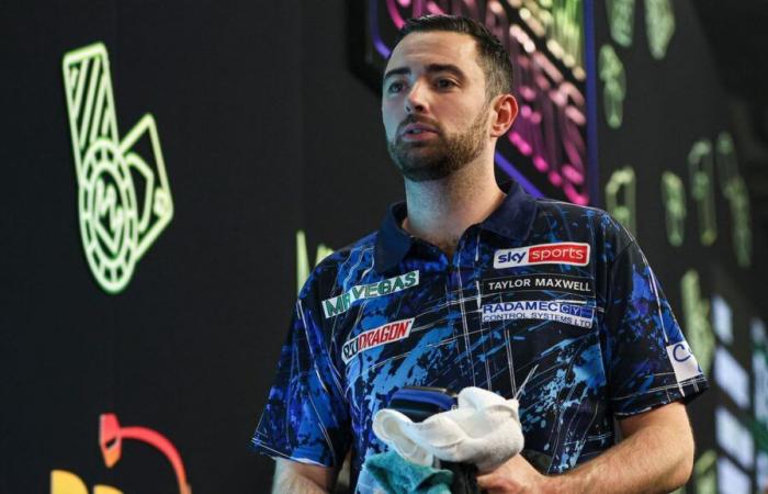 Titelverteidiger Luke Humphries scheidet in der Gruppenphase des Grand Slam of Darts aus