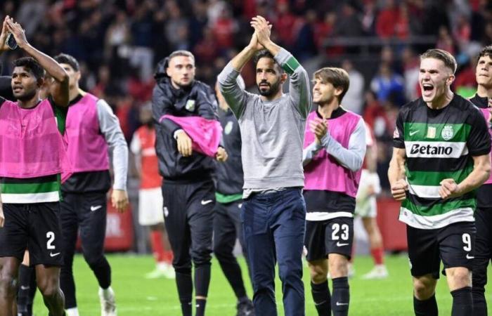 Manchester United. Trainer Ruben Amorim erhielt von Sporting für sein letztes Spiel Standing Ovations