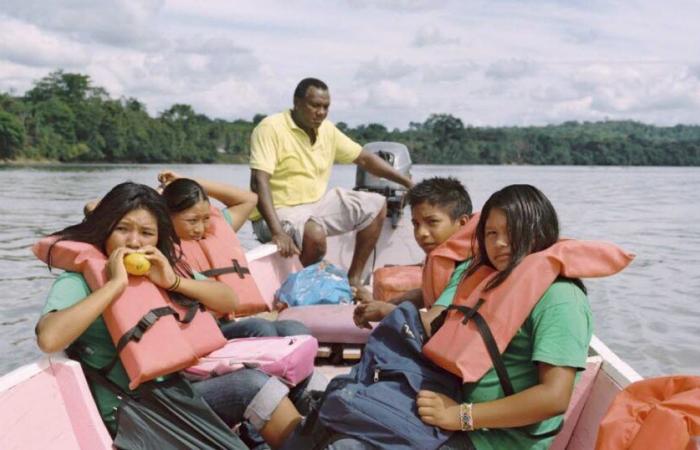 Guyana. Eine außergewöhnliche Dürre beeinträchtigt das Leben der Bewohner und Schulkinder