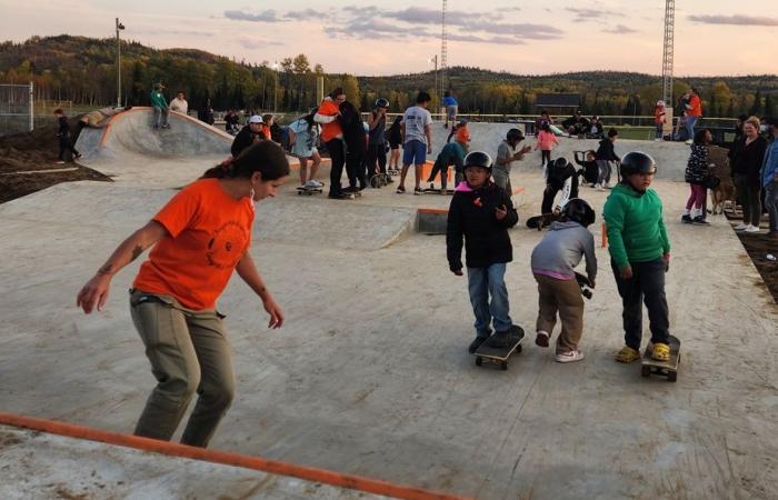 Ein Skatepark in Wemotaci | Eine Lehrerin und ihr ehrgeiziges Projekt