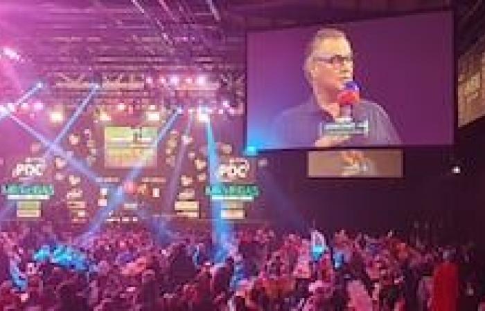 Anschauen: Ich genieße die Farben, Gesänge, Gesänge und Action des Grand Slam of Darts