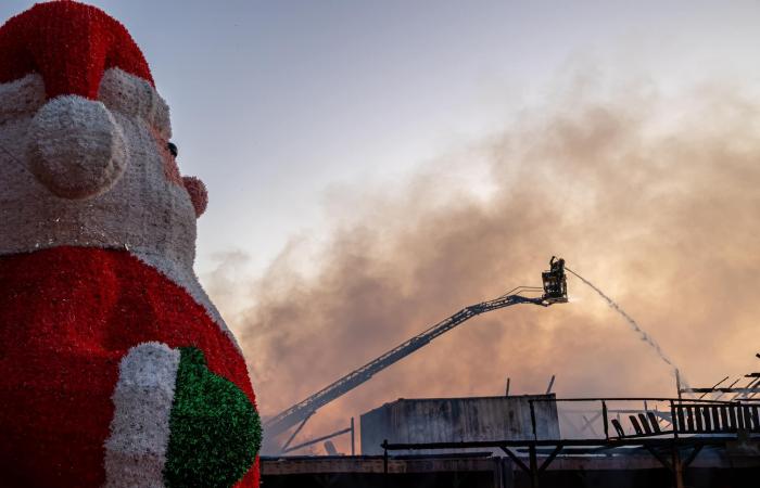 Verheerender Brand im Weihnachtsdorf Barcarès: Der Weihnachtsmarkt wurde vor seiner Eröffnung teilweise zerstört