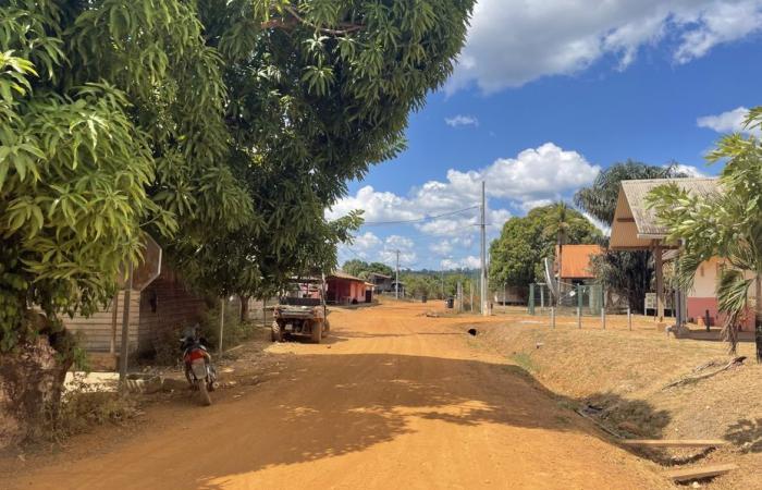 In Guyana stört die Dürre das tägliche Leben in Papaïchton am Ufer des Maroni