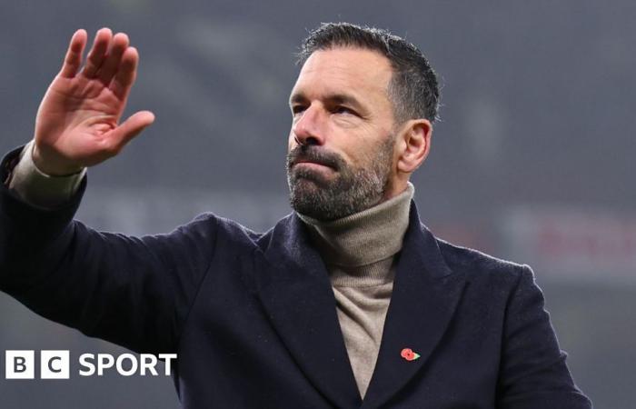 Ruud van Nistelrooy: Der Niederländer verlässt Man Utd, da der neue Trainer Ruben Amorim beschließt, ihn nicht im Hinterzimmerteam zu behalten