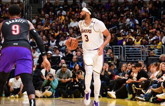 Anthony Davis von den Lakers verlässt den Sieg gegen die Raptors wegen einer Augenverletzung