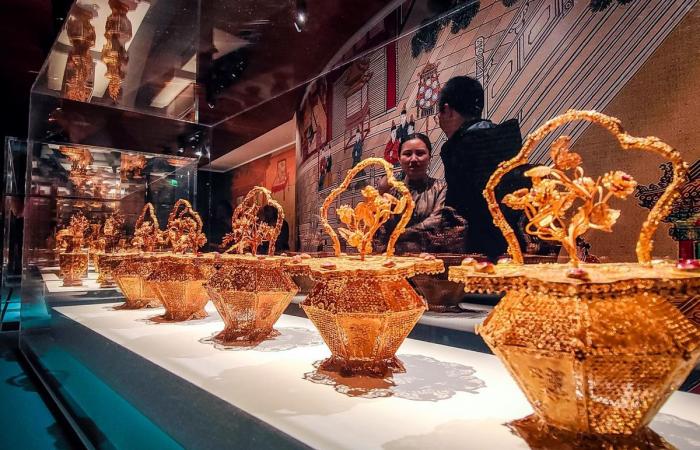 Ausstellung in Paris: Das Guimet Museum bietet „Ming Gold“. Ein barockes China