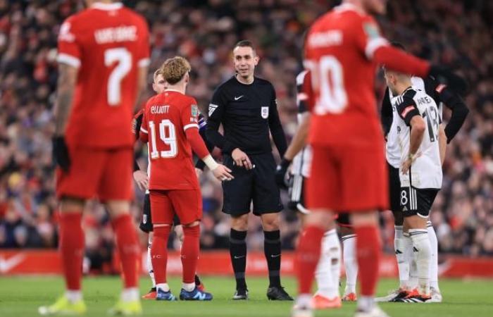 Englischer Schiedsrichter wegen beleidigender Äußerungen gegen Klopp und Liverpool suspendiert