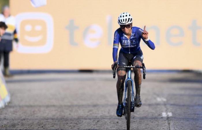 Cyclocross. Radfahren. Superprestige – Ceylin Alvarado unterzeichnet eine Solo-Demonstration in Niel