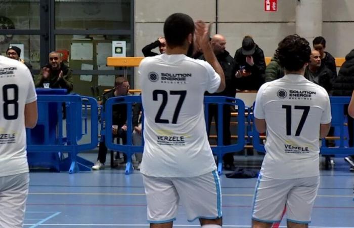 FTUSAL (D2): Die Thulin Futsal Academy gewinnt das Derby gegen Magic Hellas und startet ihre Saison neu