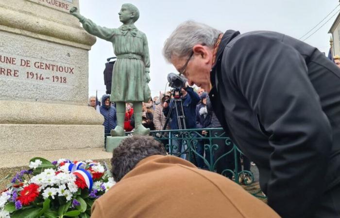 Creuse: Jean-Luc Mélenchon nimmt an der Zeremonie am 11. November in Gentioux-Pigerolles teil