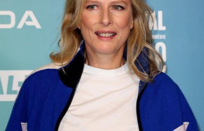 Karin Viard entfesselte zum 25. Geburtstag ihrer Tochter Simone diesen Moment der Einsamkeit, den sie erlebte