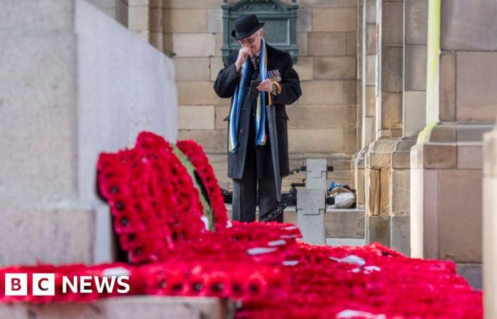 Schottland erinnert an die Gefallenen am Tag des Waffenstillstands