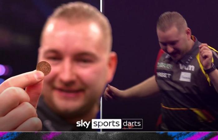 Grand Slam of Darts 2024: Michael van Gerwen und Michael Smith erleiden schockierendes vorzeitiges Ausscheiden nach Niederlage gegen Ryan Joyce | Darts-Nachrichten