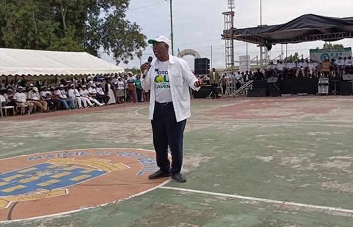 Referendum: Raymond Ndong Sima startet die „Ja“-Kampagne in Port-Gentil | Gabonreview.com