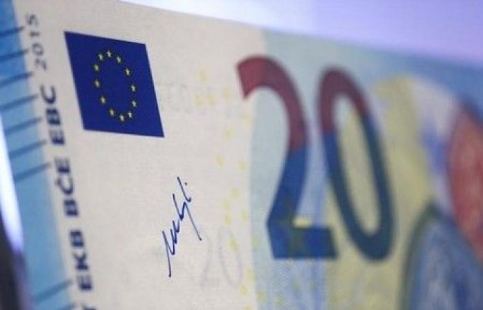 Der Euro ist gegenüber dem Dollar auf dem niedrigsten Stand seit sechs Monaten