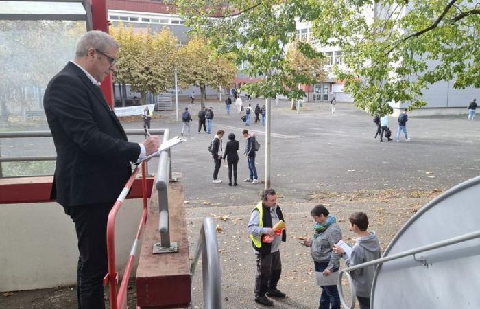 „Dies ist ein Einbruchs- und Angriffsalarm“: Alle Schulen im Lot verbarrikadierten sich an diesem Dienstag für eine beispiellose Abteilungsübung