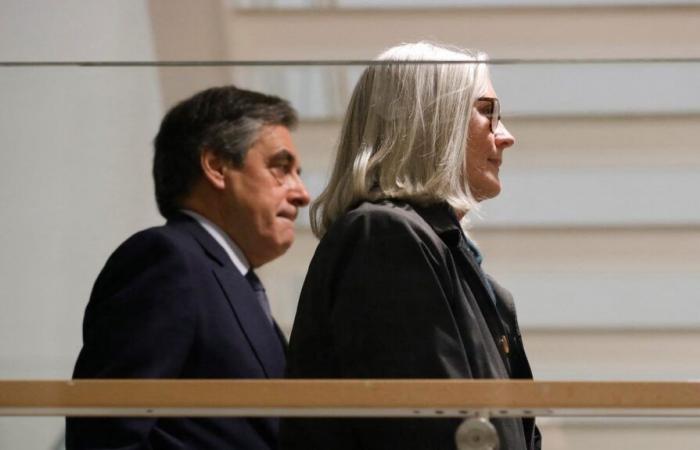 François Fillon schlägt vor, fast 700.000 Euro an die Nationalversammlung zu zahlen