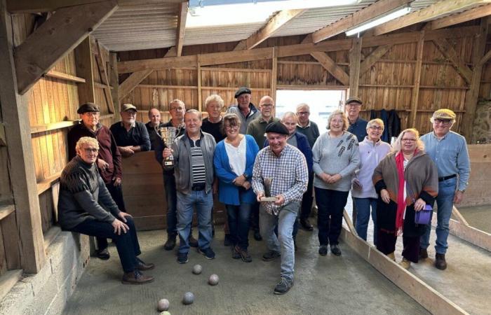 Ungewöhnlich. Der bretonische Ball reist von Côtes-d’Armor nach England, eine Geschichte von Freunden