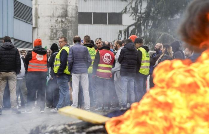 Mitarbeiter der Gruppe riefen am Mittwoch zu einer Demonstration in Clermont-Ferrand auf