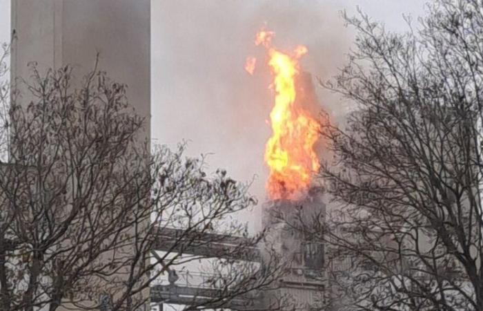 Côte-d’Or: Ein Silo der landwirtschaftlichen Genossenschaft Bourgogne du Sud Opfer eines Großbrandes in Beaune