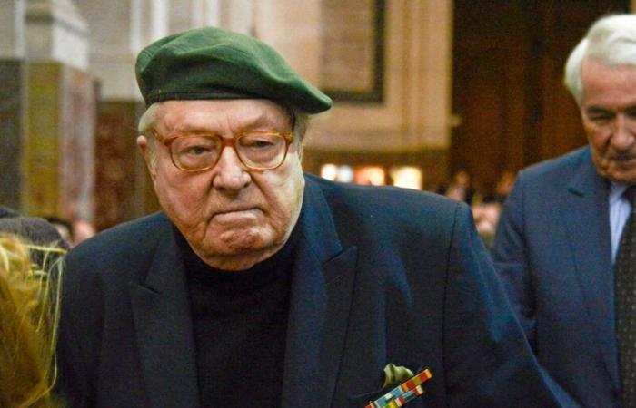 Jean-Marie Le Pen wurde wegen allgemeiner Schwäche ins Krankenhaus eingeliefert