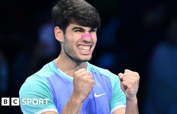 ATP Finals: Carlos Alcaraz schlägt Andrey Rublev in Turin