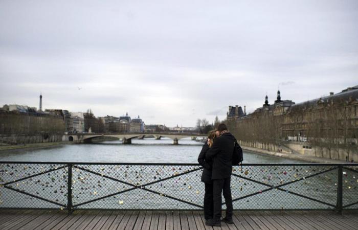 Laut einer umfangreichen Umfrage hat sich die Sexualität in Frankreich in den letzten zehn Jahren „großartig verändert“, was auf eine Zunahme erzwungener Beziehungen hinweist