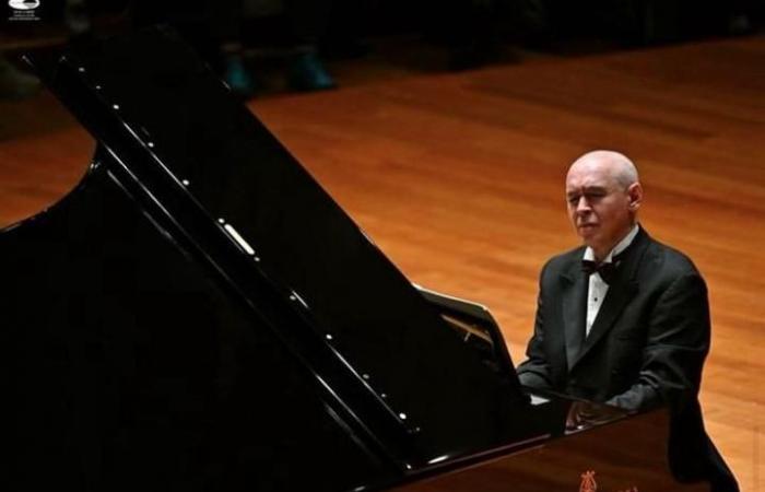 Der legendäre Pianist Ivo Pogorelich beginnt eine außergewöhnliche Frankreich-Tournee in der Philharmonie de Paris