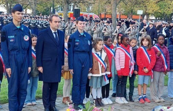 Sébastien Lecornu, Minister der Streitkräfte, besucht diese Stadt in Eure