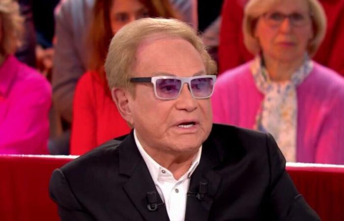 Orlando bestätigt zum ersten Mal die enge Beziehung zwischen Dalida und François Mitterrand (VIDEO)