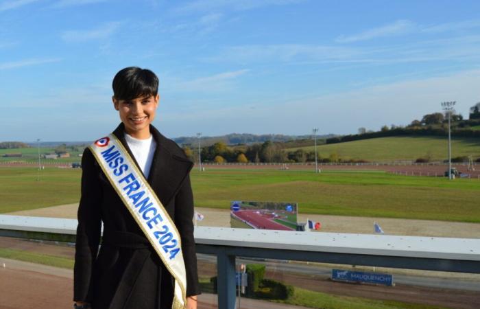 Eve Gilles, Miss France 2024, war auf dieser Rennbahn Seine-Maritime