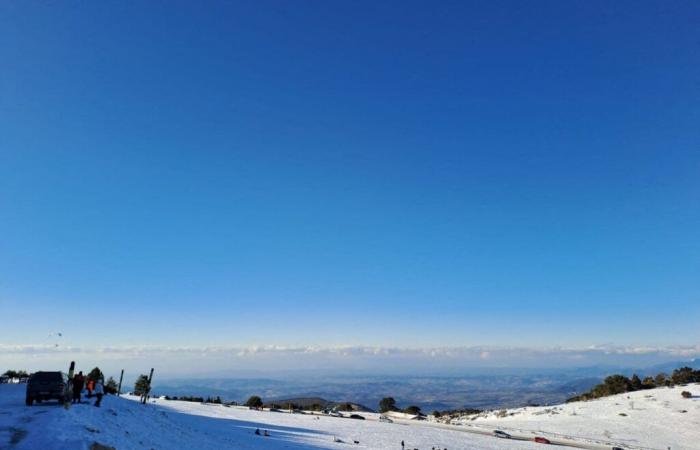 Vaucluse. Der erste Schnee am Mont Ventoux kündigt die Ankunft des Winters an: Störungen auf den Straßen