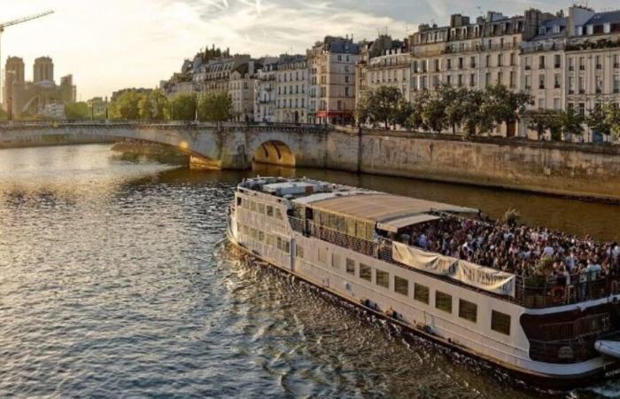 Dieser Lastkahn wird auf der Seine fahren, mit DJ-Sets und Live-Auftritten während der gesamten Überfahrt