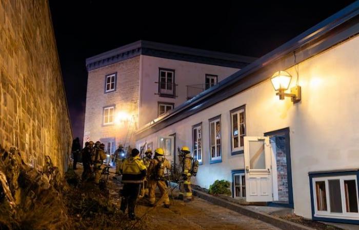 Mieter wurden mitten in der Nacht durch einen verdächtigen Brand geweckt